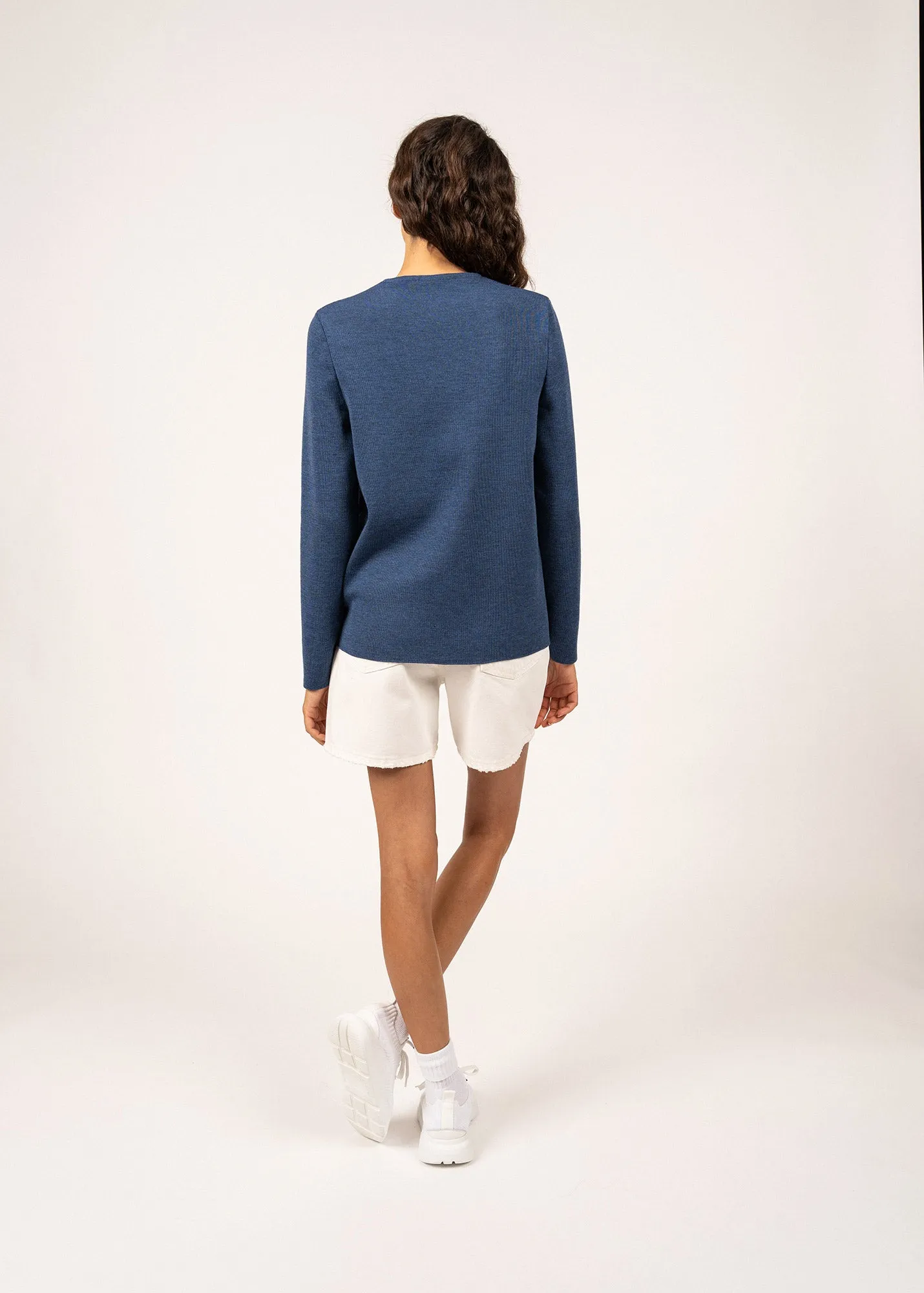 Brehat V neck jumper - in soft wool (JEAN)