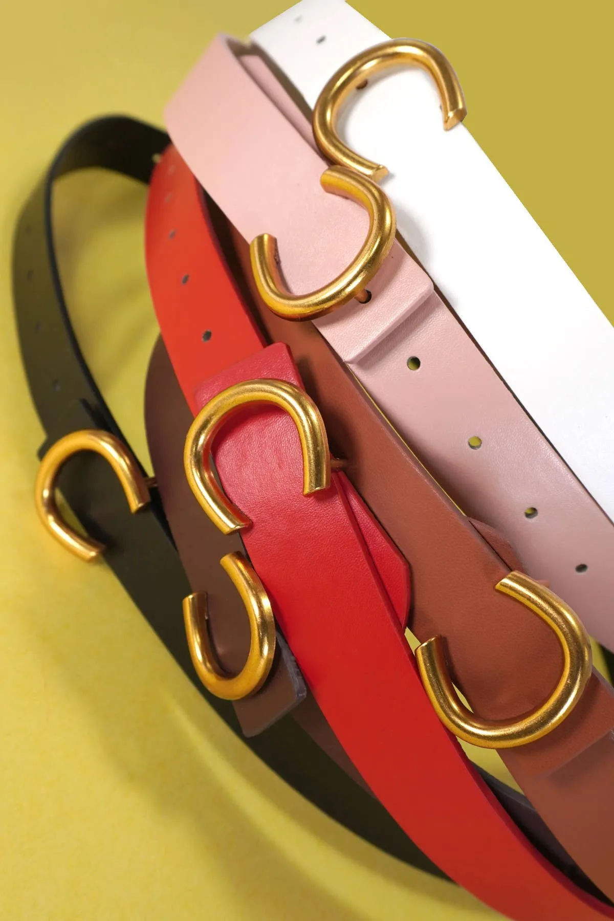 FAUX LEATHER GOLD HORSESHOE BELTS | 40BT642: Red