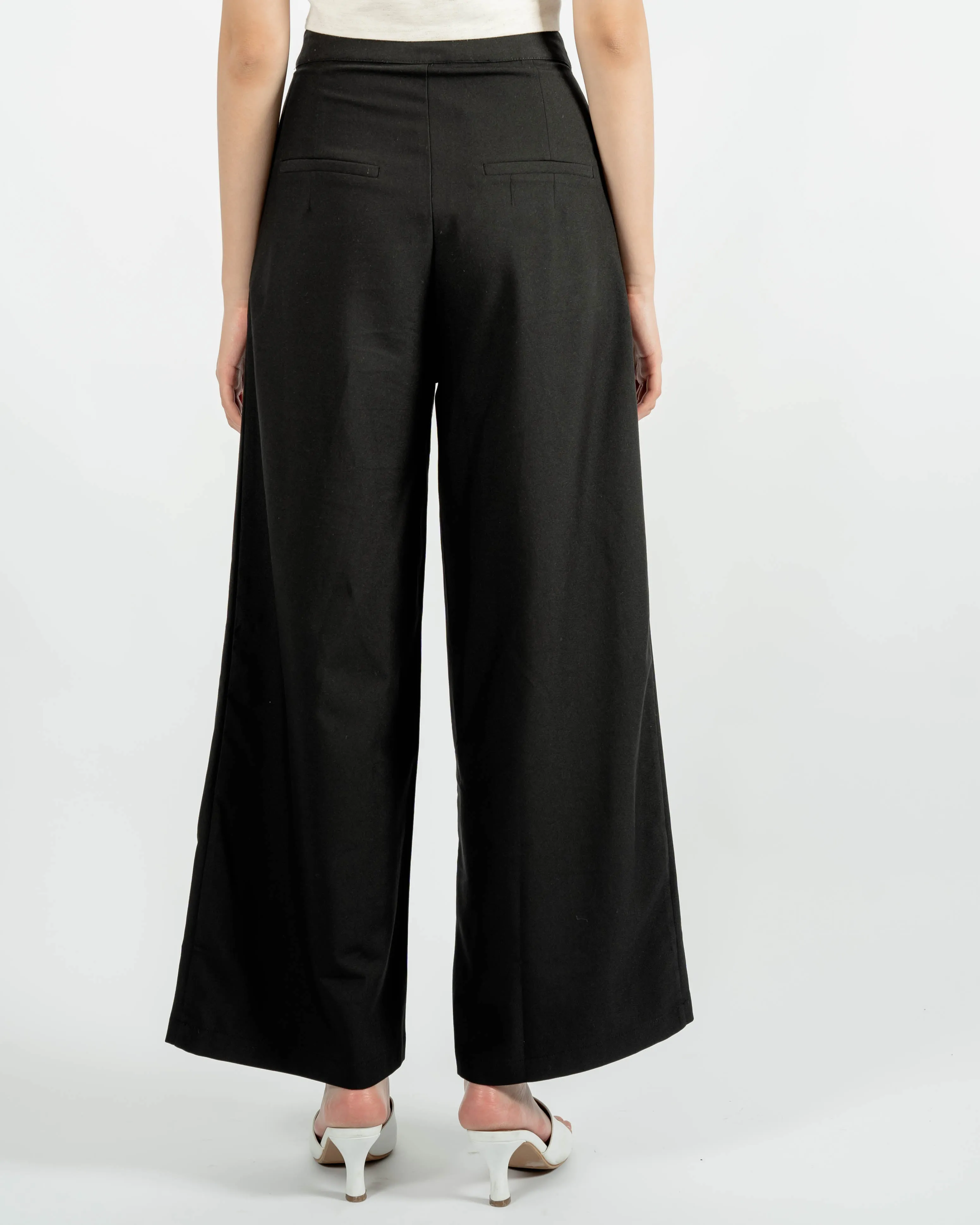 Lena Straight Cut Trousers (Black)