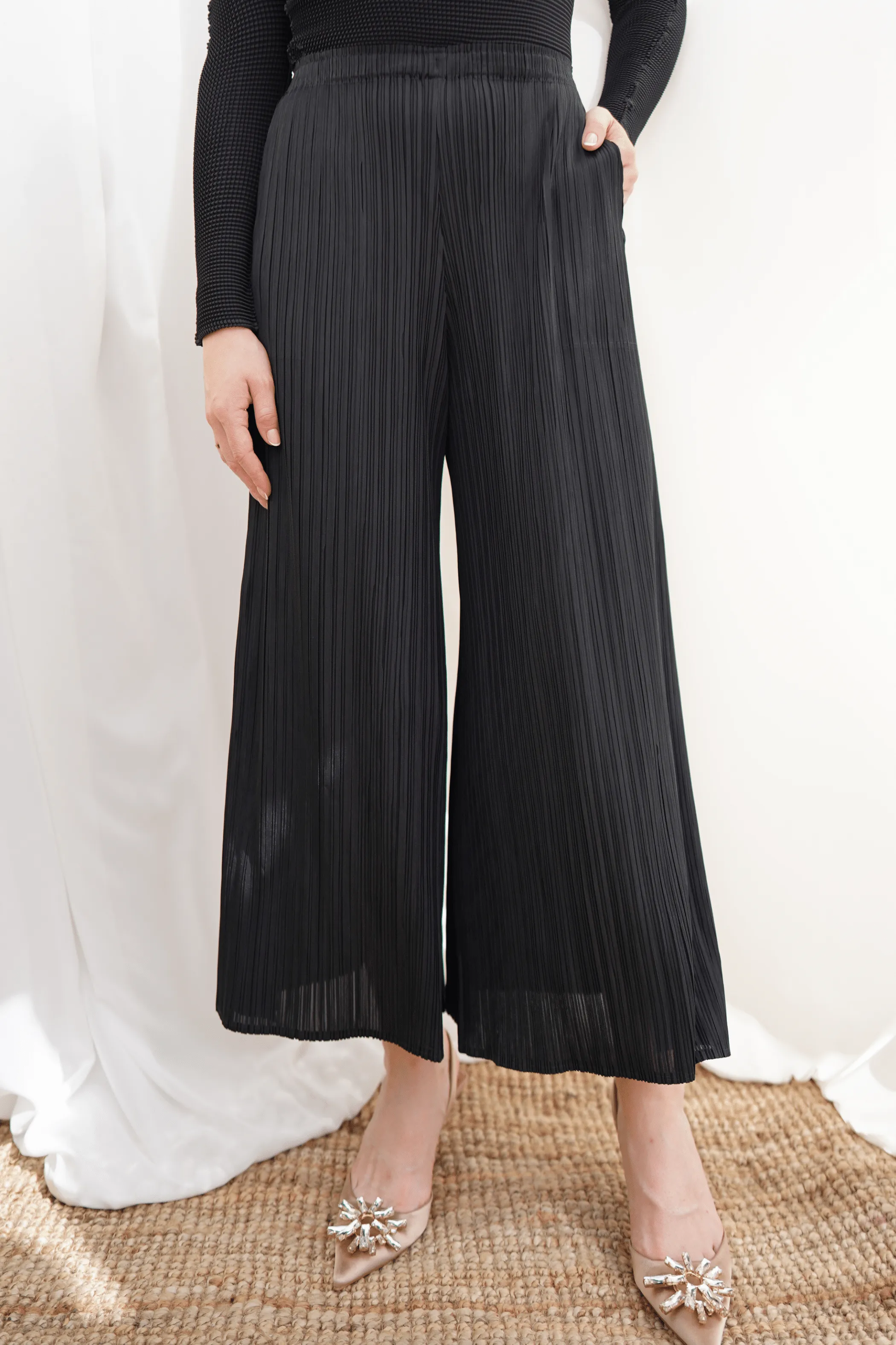 Paula Pleated Pants