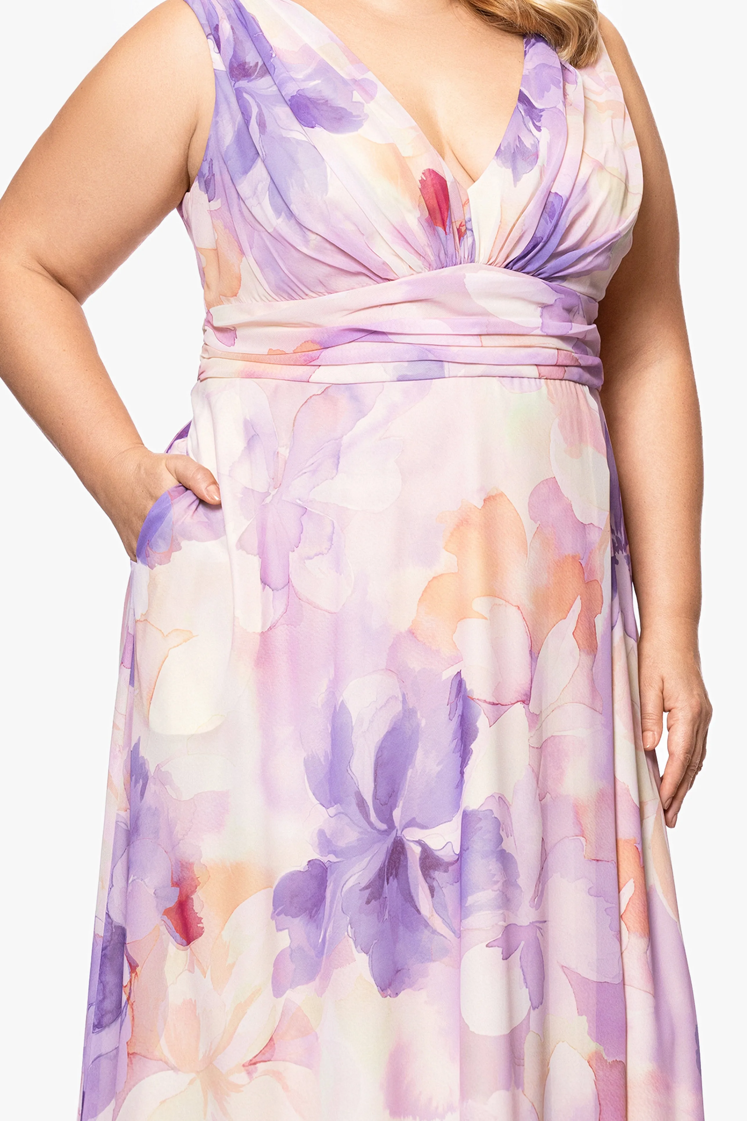 Plus "Kyla" Sleeveless V-Neck Floral Floor Length Chiffon Dress