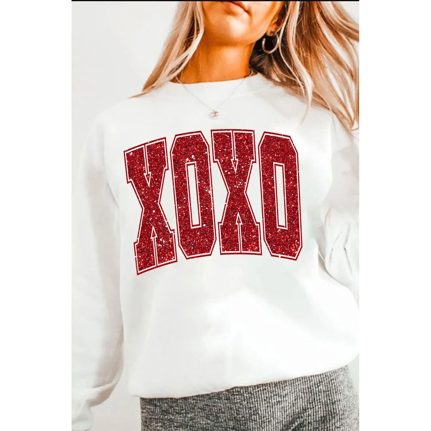 White Glitter XOXO Graphic Crewneck Valentines Pullover Sweatshirt